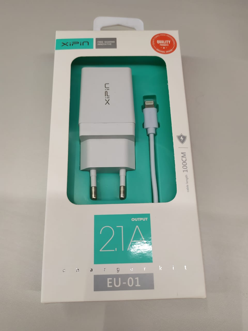 СЗУ "Xipin" EU-01 + Lightning 5G/iPod/iPad (1USB/2.1A) 