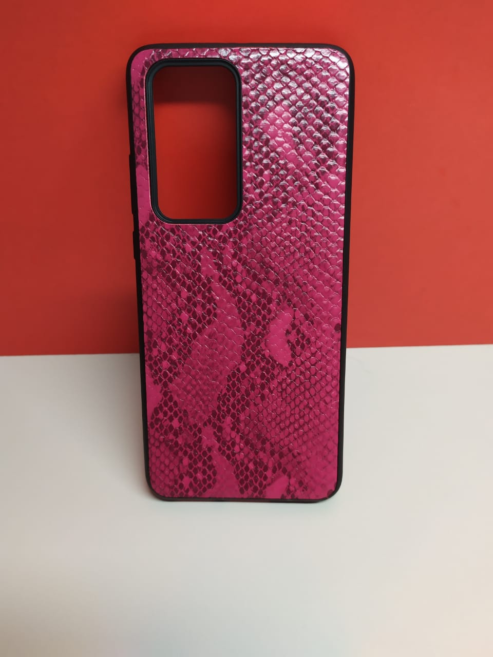 Чехол Huawei Honor P40 Pro Pitone / малиновый...