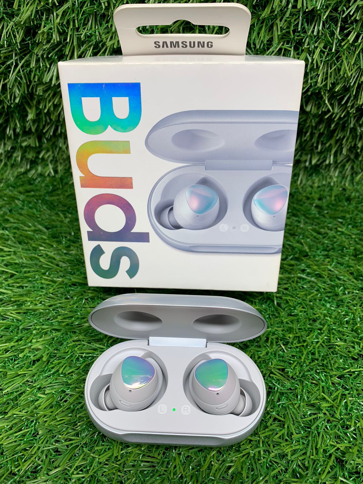 Bluetooth-гарнитура Samsung Buds+ серебро...